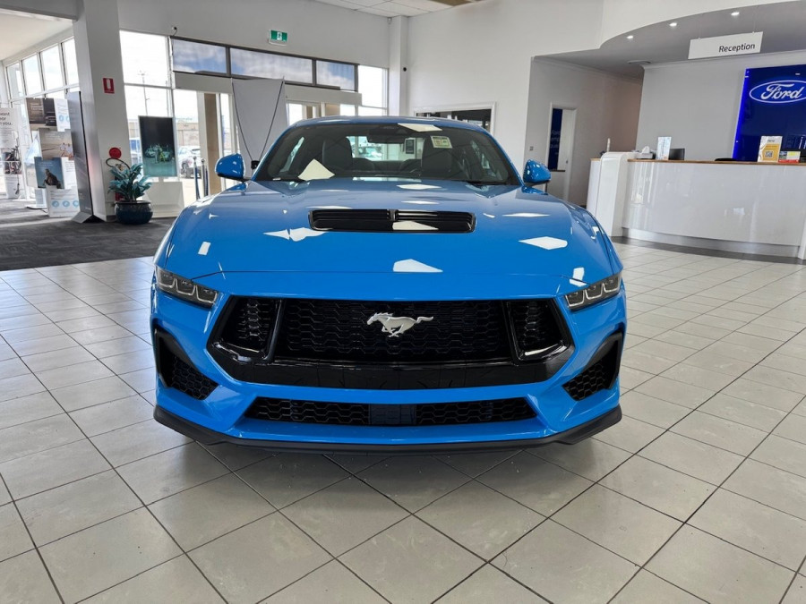 2025 Ford Mustang FO GT Hatch Image 2