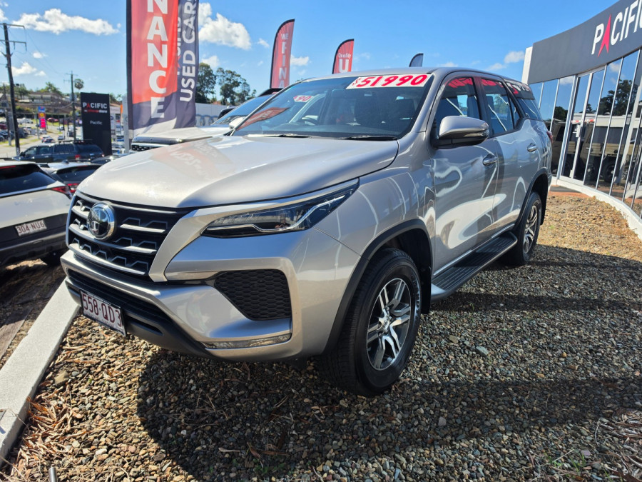 2024 Toyota Fortuner GUN156R GX SUV Image 4