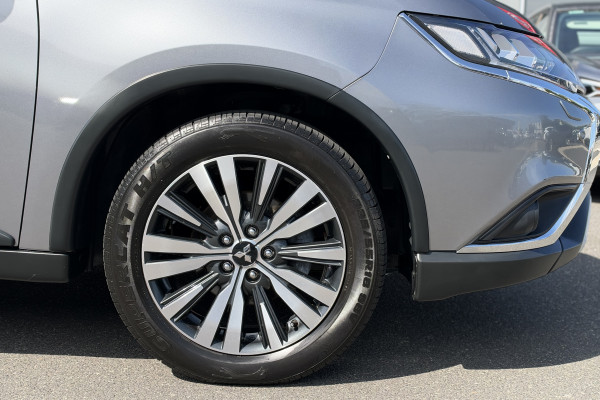 2018 MY18.5 Mitsubishi Outlander ZL Exceed SUV Image 4