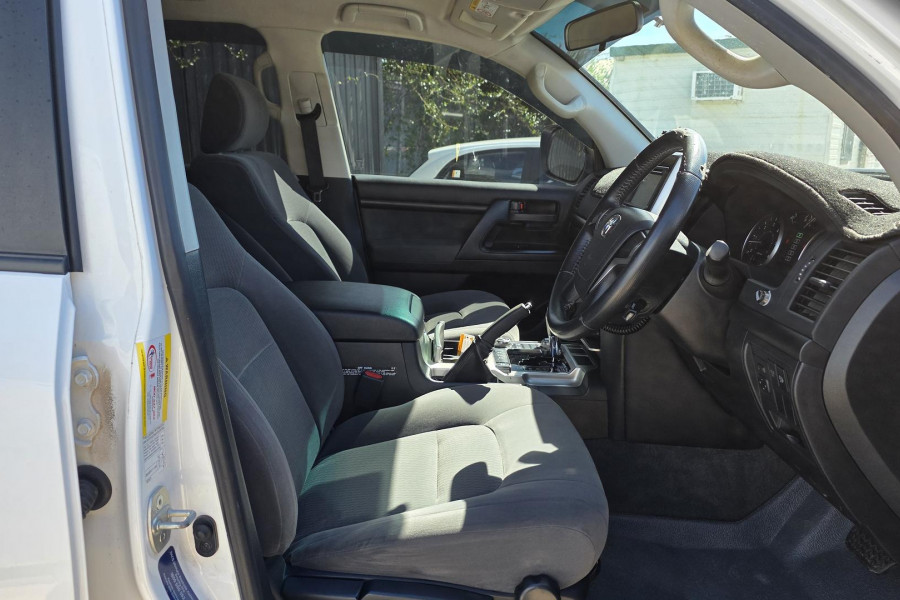 2015 MY14 Toyota LandCruiser VDJ200R GXL SUV Image 10
