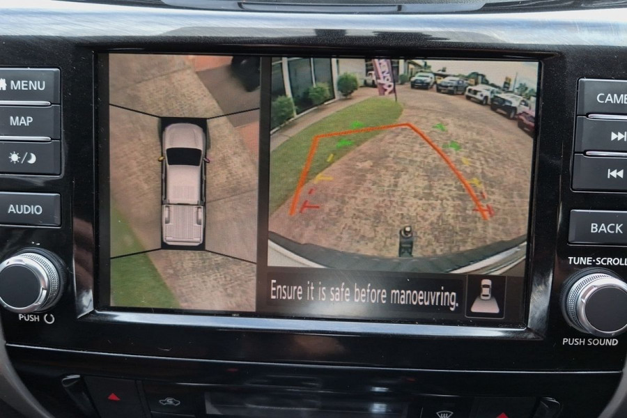 2019 Nissan Navara D23 Series 4 N-TREK Dual Cab Pickup Image 12