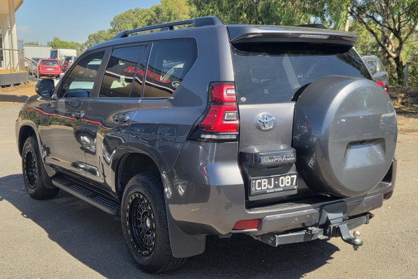 2022 Toyota LandCruiser Prado GDJ150R GXL SUV Image 4