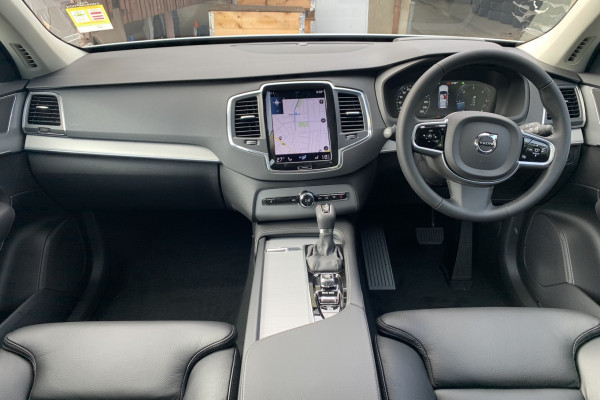 2020 Volvo XC90 L Series D5 Momentum Suv Image 2