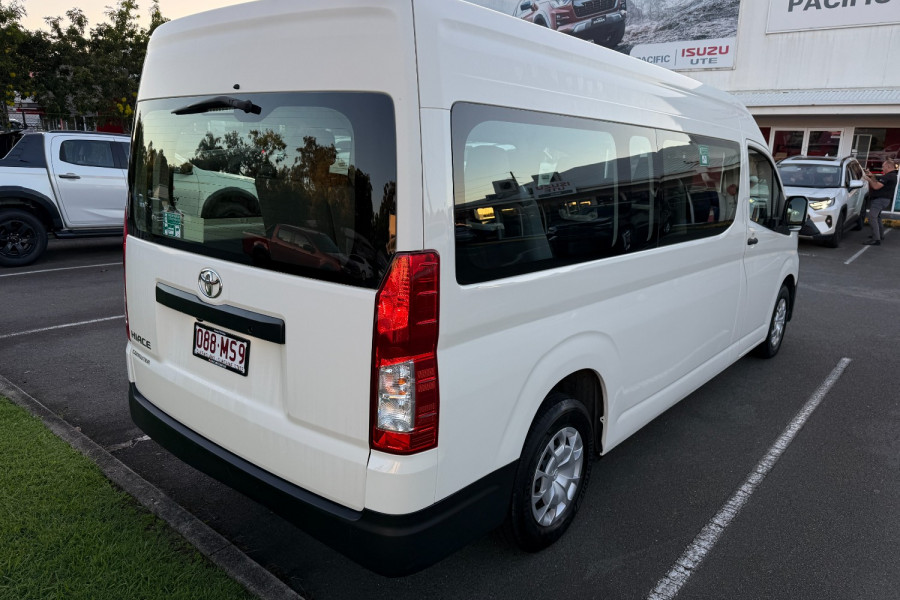  Toyota HiAce GDH322R Commuter Bus Image 14