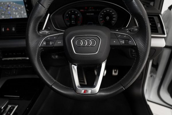 2022 MY23 Audi Q5 FY 45 TFSI S Line SUV image 11