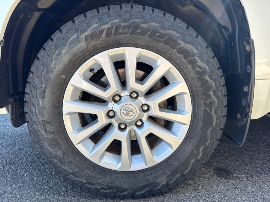 2016 Toyota LandCruiser Prado GDJ150R Kakadu SUV Image 17