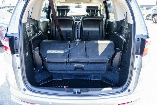 2017 Honda Odyssey 5th Gen VTi-L Wagon Image 8