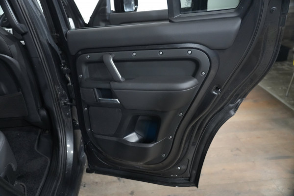 2025 Land Rover Defender L663 130 D350 X-Dynamic SE SUV