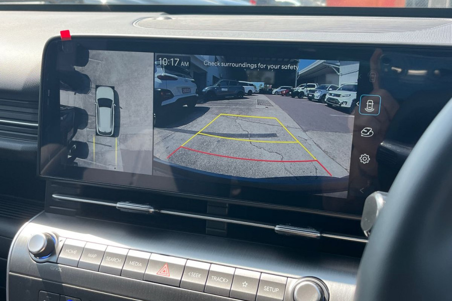 2024 Hyundai KONA SX2.V1 Premium SUV Image 11