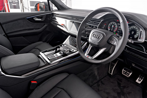 2026 MY25 Audi Q7 4M TDI 210kW S line SUV