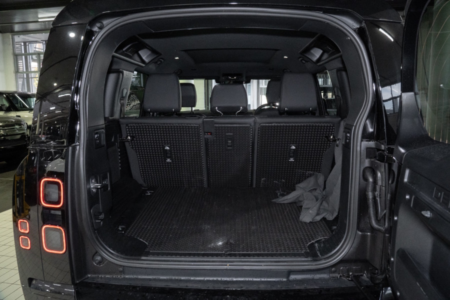 2026 Land Rover Defender L663 110 D350 X-Dynamic SE SUV