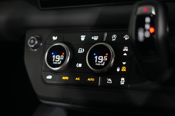 2025 Land Rover Defender L663 110 D350 X-Dynamic HSE SUV Image 18