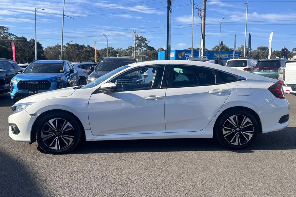 2016 Honda Civic 10th Gen VTi-L Sedan Image 6