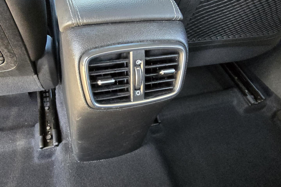 2021 Hyundai i30 PD.V4 Hatch Image 24