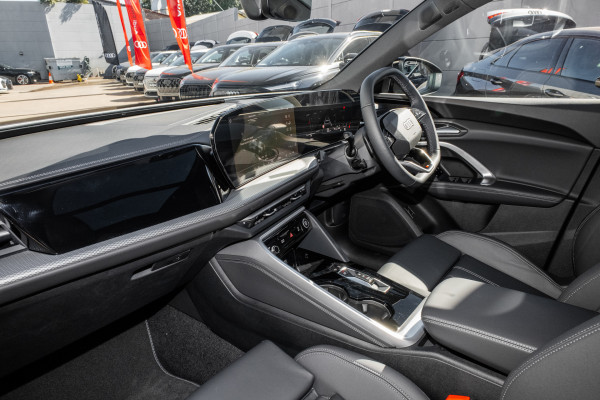 2025 Audi Q5 GU TDI 150kW Sport SUV image 8
