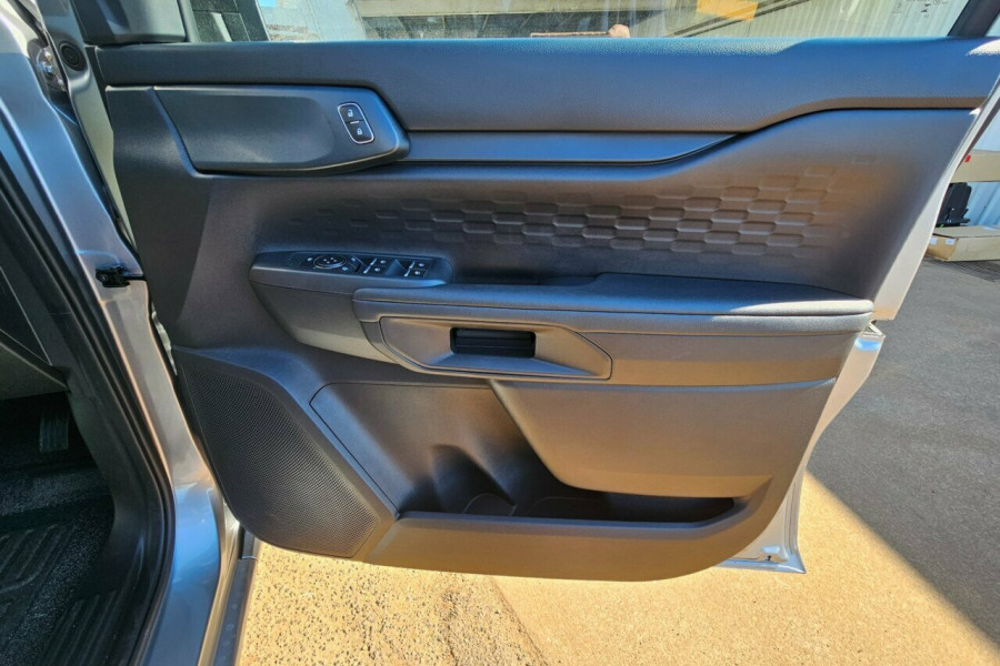 2023 MY24 Ford Ranger P703 XL Cab Chassis Image 19