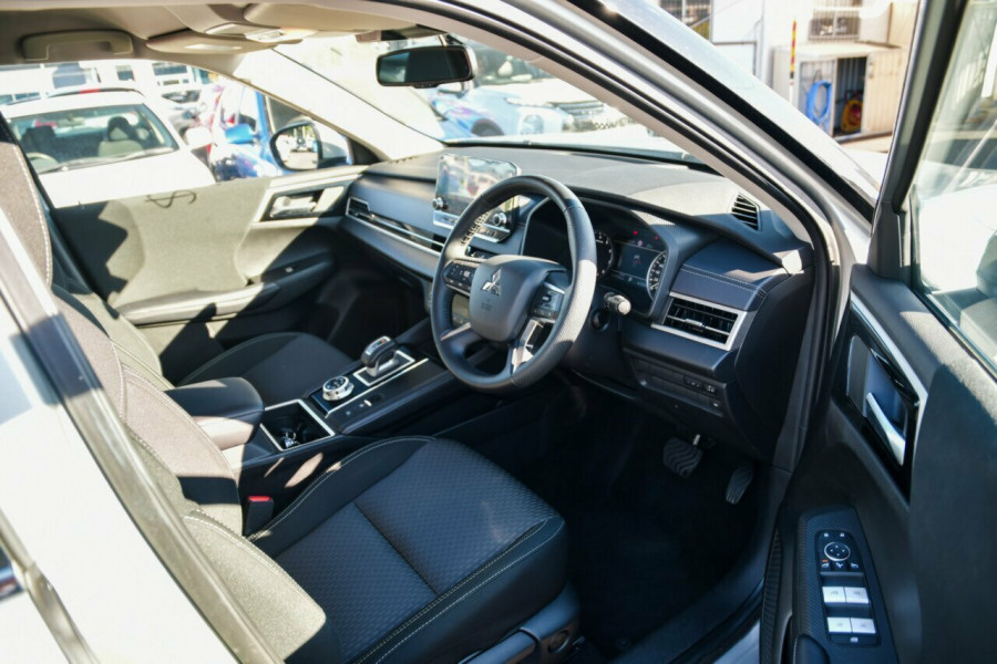 2023 Mitsubishi Outlander ZM LS Wagon Image 16