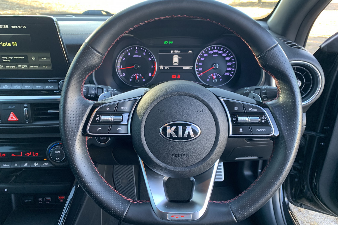 2020 Kia Cerato BD GT Hatch Image 14