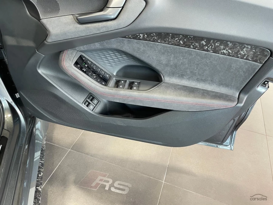 2026 Audi RS 5 Sedan Image 16
