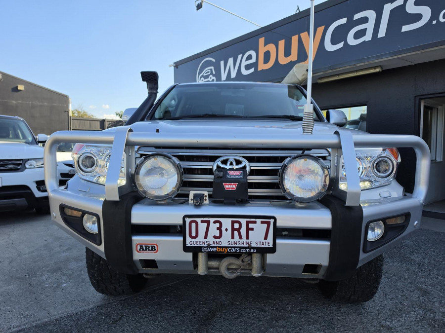 2012 MY10 Toyota LandCruiser VDJ200R Sahara SUV Image 6