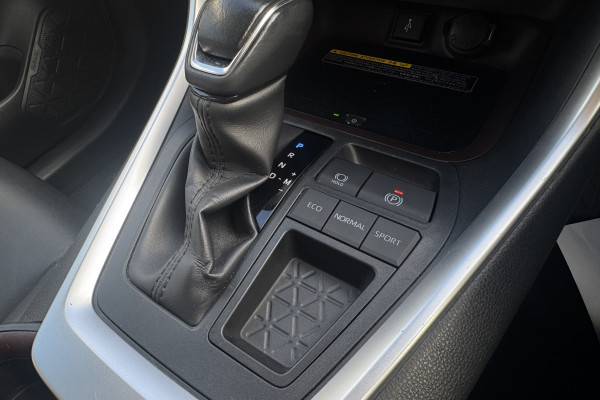 2019 Toyota RAV4 ASA44R Cruiser SUV Image 25
