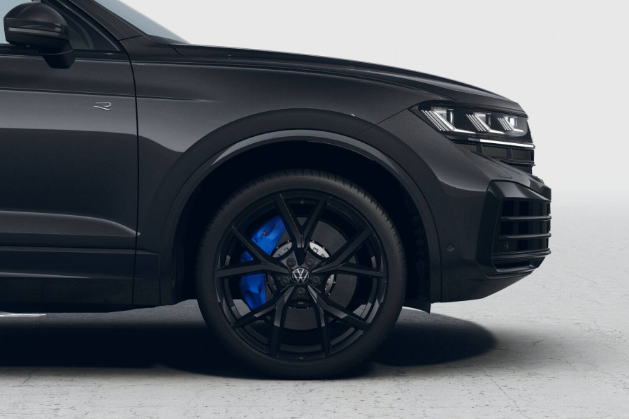 2024 Volkswagen Touareg RC R SUV Image 6