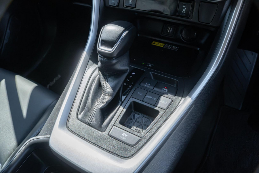 2024 Toyota RAV4 AXAH52R XSE SUV Image 14
