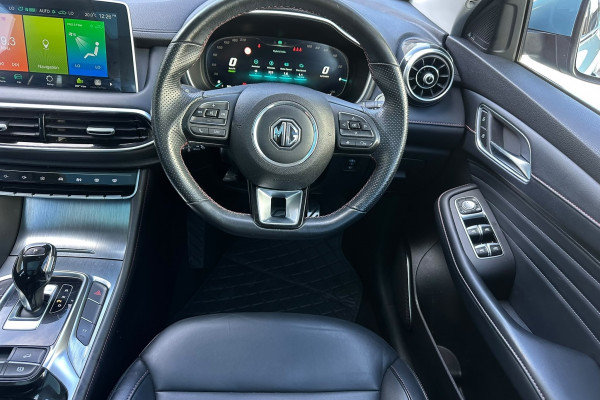 2021 MG HS Plug-in Hybrid Essence SUV Image 9