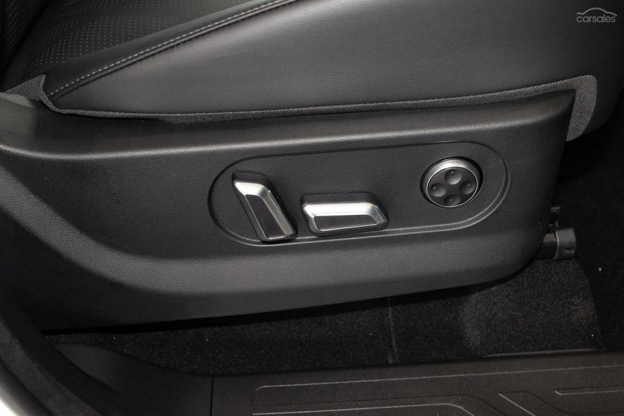 2024 GWM Cannon Alpha P05 Ultra Hybrid Dual Cab Image 32