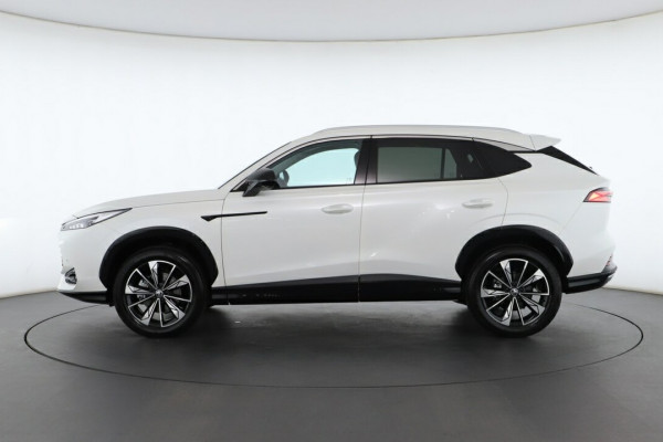 2025 MG HS AS33 Essence SUV Image 4