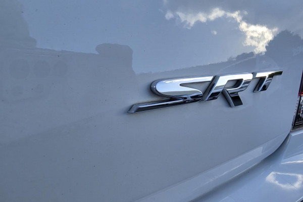 2017 Chrysler 300 LX SRT Sedan Image 12