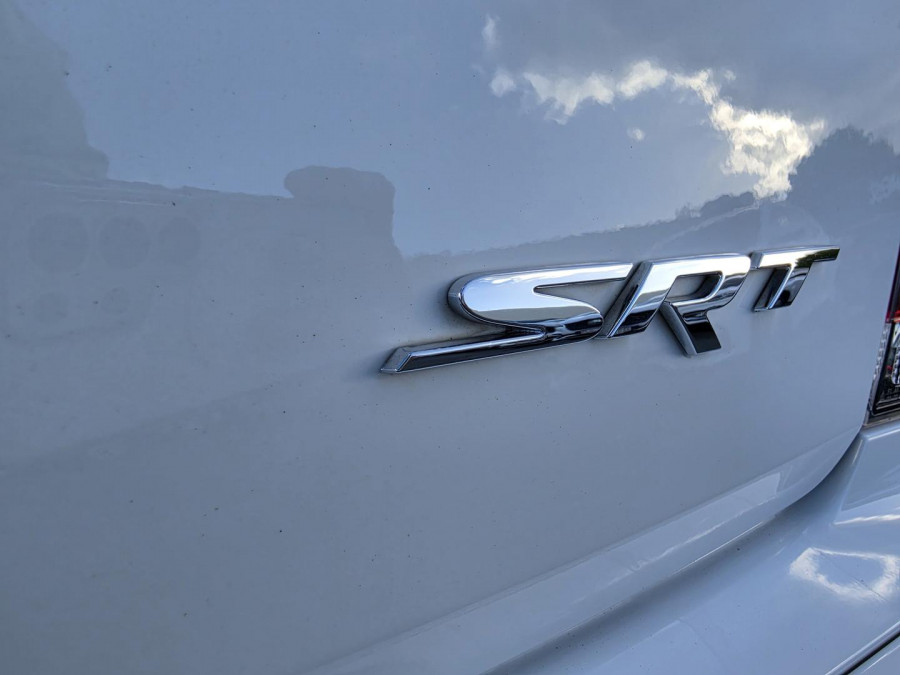 2017 Chrysler 300 LX SRT Sedan Image 12