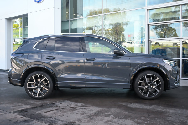 2024 Volkswagen Tiguan 195TSI R-Line SUV
