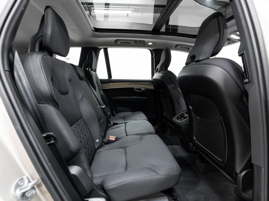 2025 Volvo XC90 L Series B5 Plus 2.0Pmht SUV Image 19