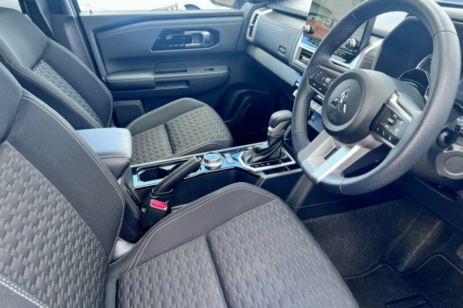 2023 MY24 Mitsubishi Triton MV GLS Ute Image 11