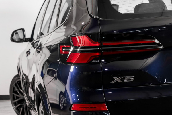 2026 BMW X5 G05 LCI xDrive30d M Sport SUV image 4