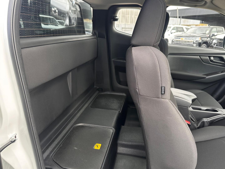 2026 MY25.5 Isuzu D-MAX RG SX Cab Chassis Image 20