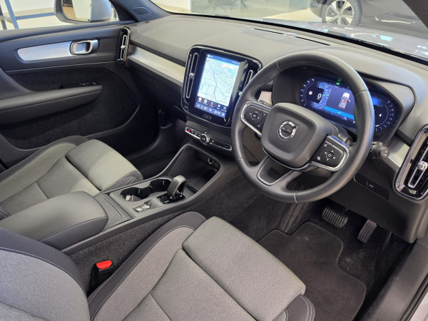 2025 MY26 Volvo XC40 XZ Plus B4 SUV image 11