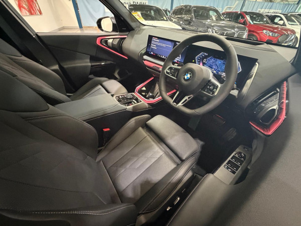 2025 BMW X3 G45 40d xDrive SUV image 12