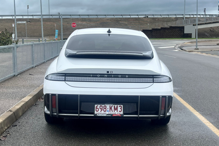 2023 Hyundai IONIQ 6 CE.V1 Epiq Sedan Image 6