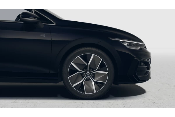 2026 Volkswagen Golf 8.5 110TSI R-Line Hatch Image 6