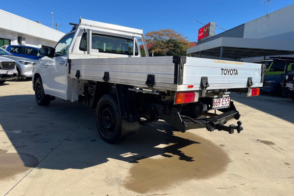 2017 Toyota HiLux GUN123R SR Cab Chassis Image 5