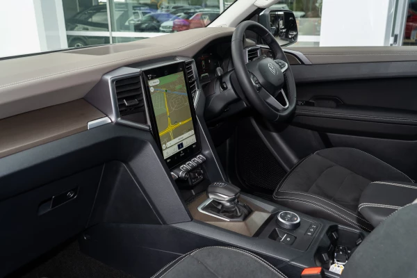 2025 Volkswagen Amarok NF TDI600 Style Ute Image 8
