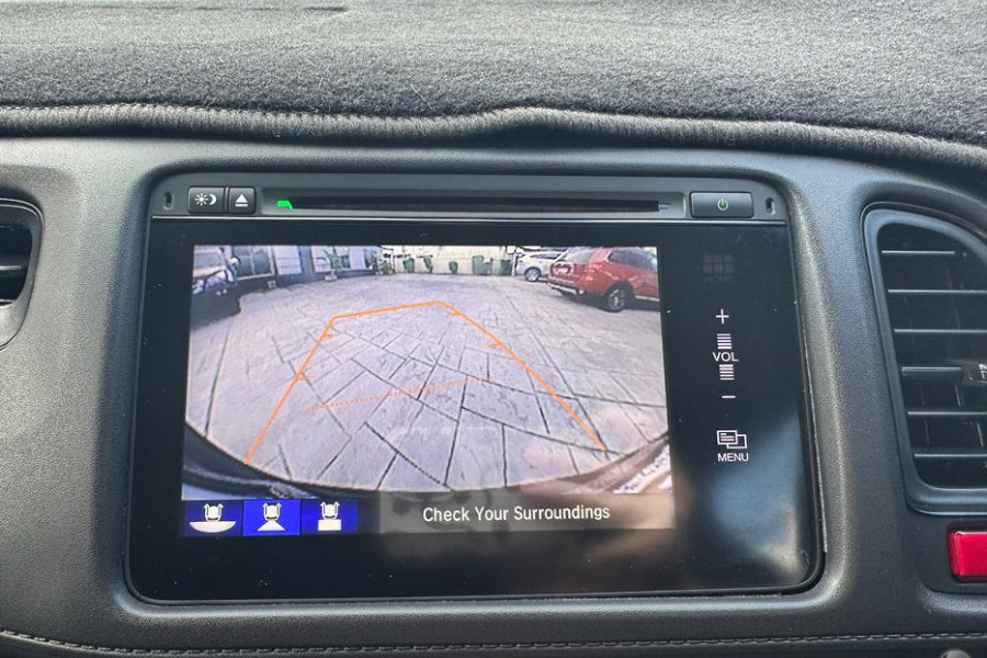 2016 Honda HR-V VTi SUV Image 18