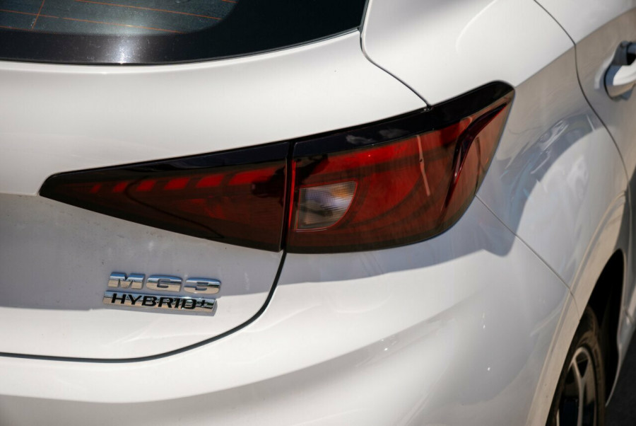 2024 MY24.5 MG MG3 ZP22 Essence Hybrid+ Hatch Image 7