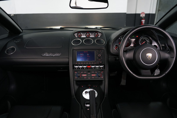 2010 Lamborghini Gallardo LP560-4 Spyder Convertible Image 26