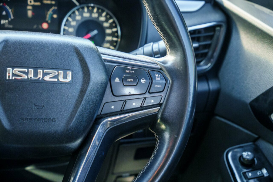 2022 Isuzu MU-X RJ LS-U SUV Image 14