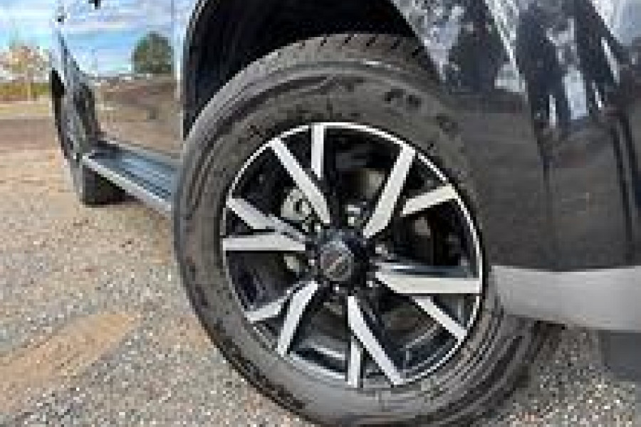 2019 Isuzu MU-X LS-T SUV Image 21