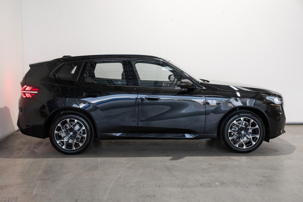 2026 BMW X3 G45 20 xDrive SUV image 3