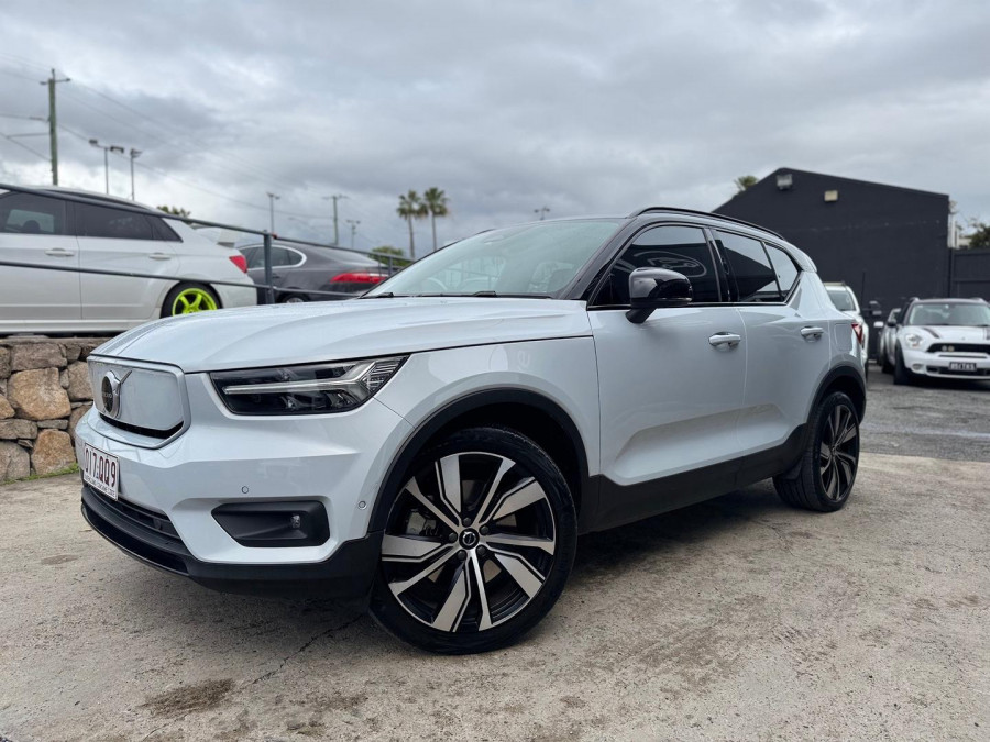 2021 MY22 Volvo XC40 XZ Recharge Pure Electric SUV Image 1